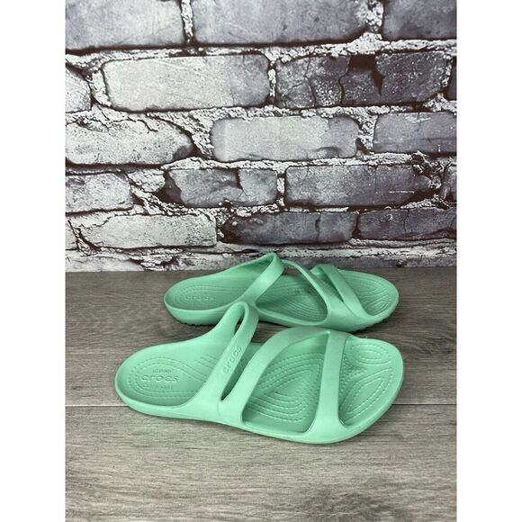 CROCS Iconic Comfort Green Rubber Slides Light Flats Sandals Women Sz 6M US/36EU - Picture 5 of 15